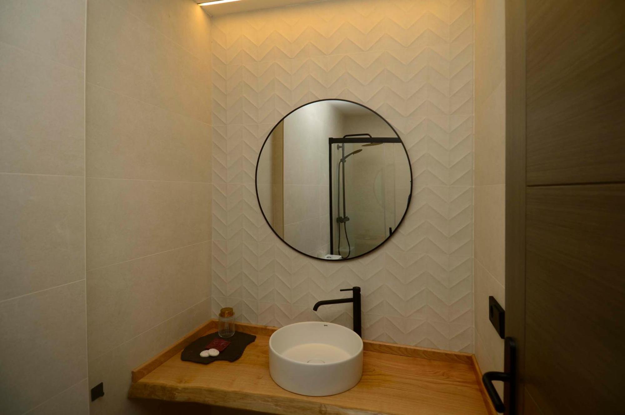 A Reigada Hotel Restaurante Grandas de Salime Ngoại thất bức ảnh