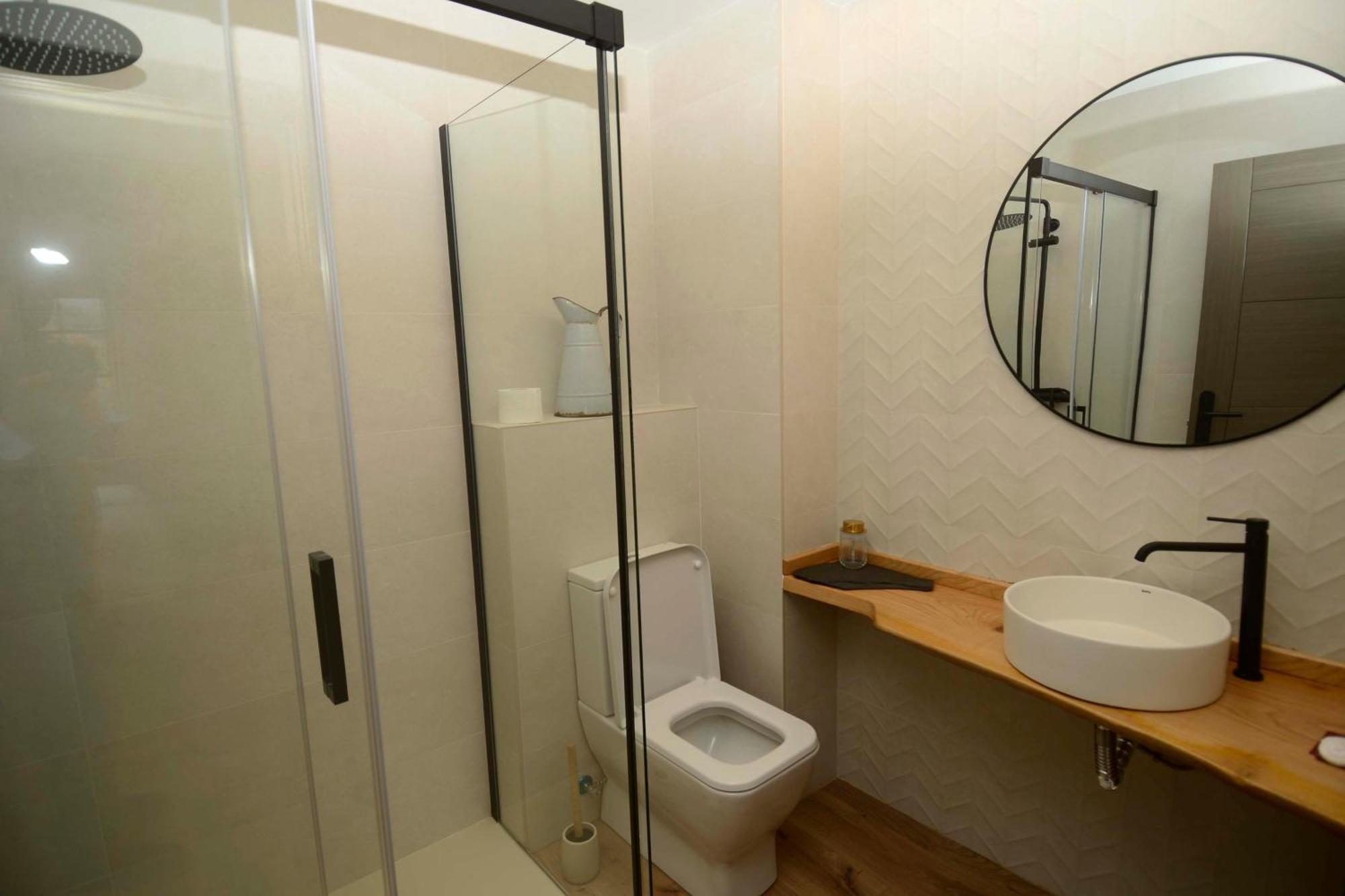 A Reigada Hotel Restaurante Grandas de Salime Ngoại thất bức ảnh