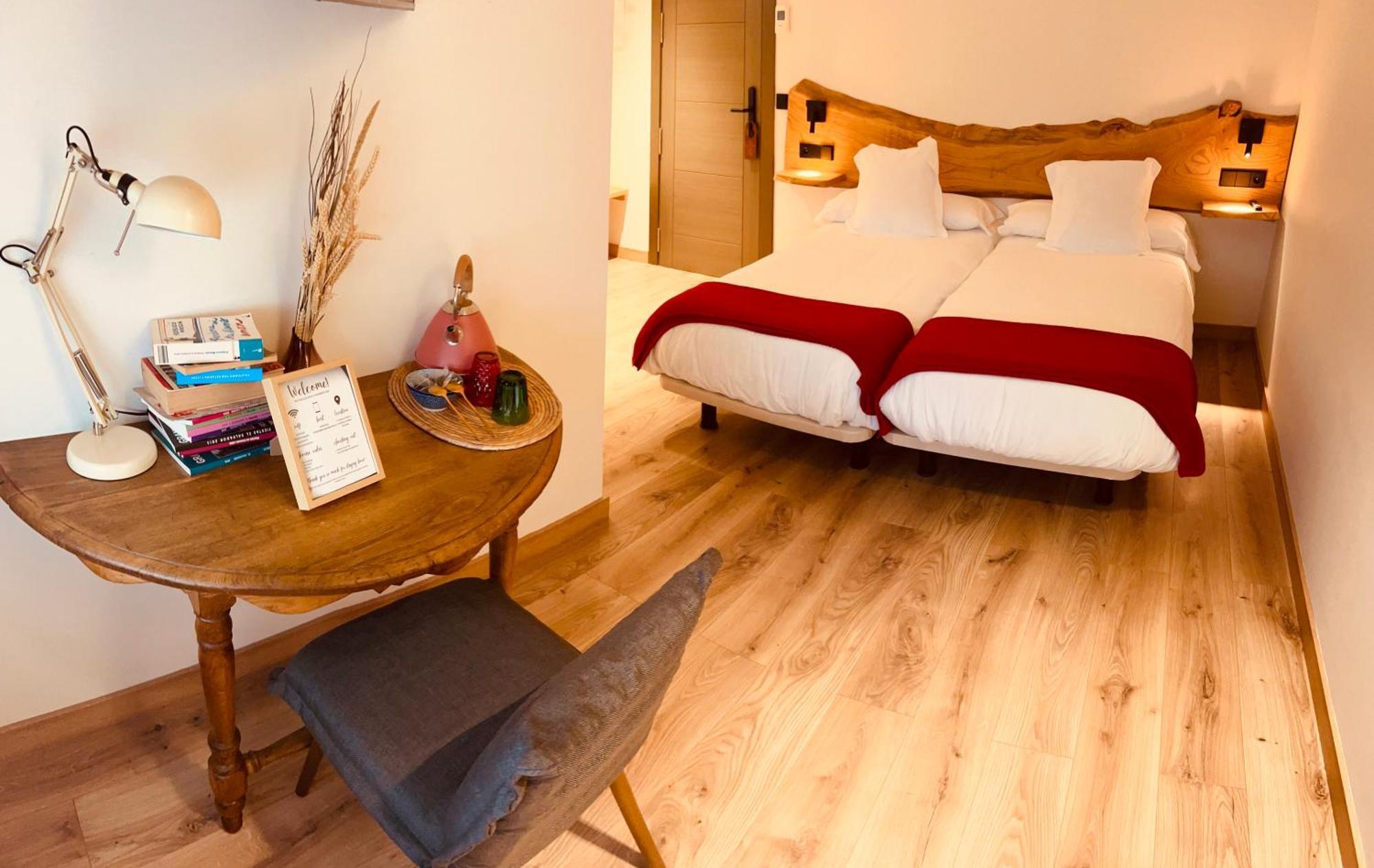 A Reigada Hotel Restaurante Grandas de Salime Ngoại thất bức ảnh